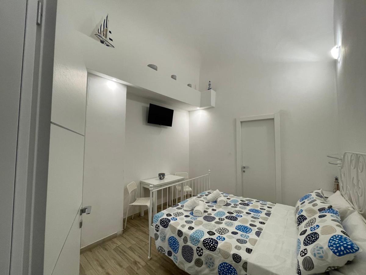 White Shell Rooms Accomodation Fast Check-In ألغيرو المظهر الخارجي الصورة