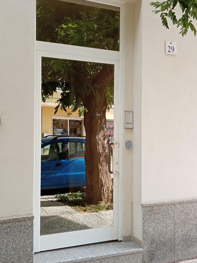 White Shell Rooms Accomodation Fast Check-In ألغيرو المظهر الخارجي الصورة