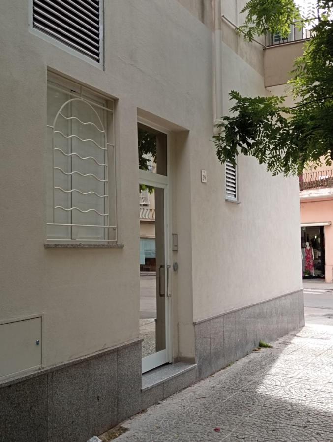 White Shell Rooms Accomodation Fast Check-In ألغيرو المظهر الخارجي الصورة